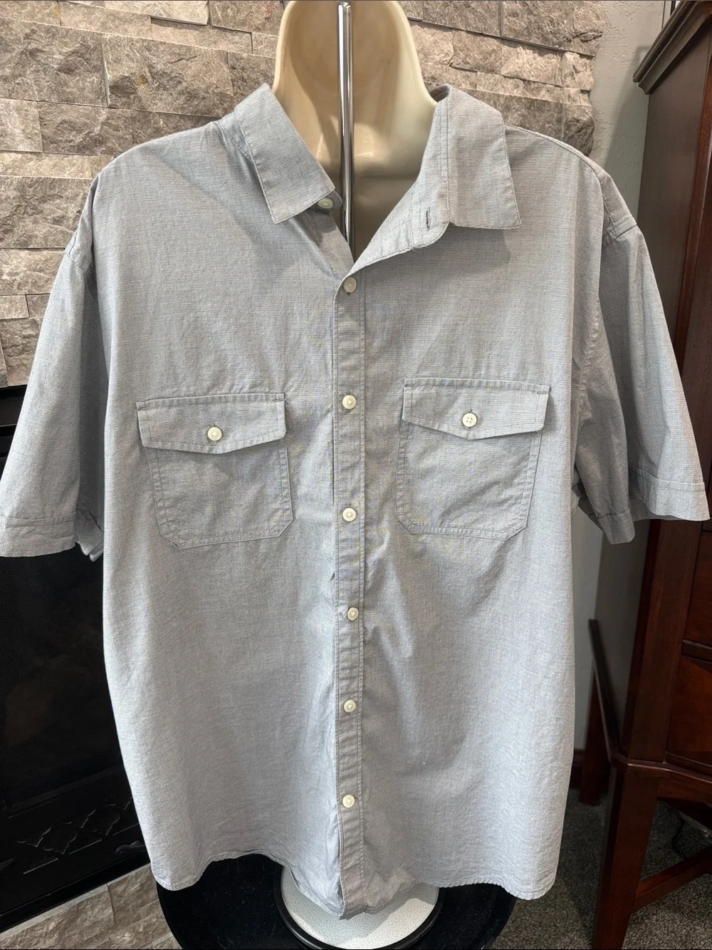 Banana Republic Men's Gray Button Down Shirt